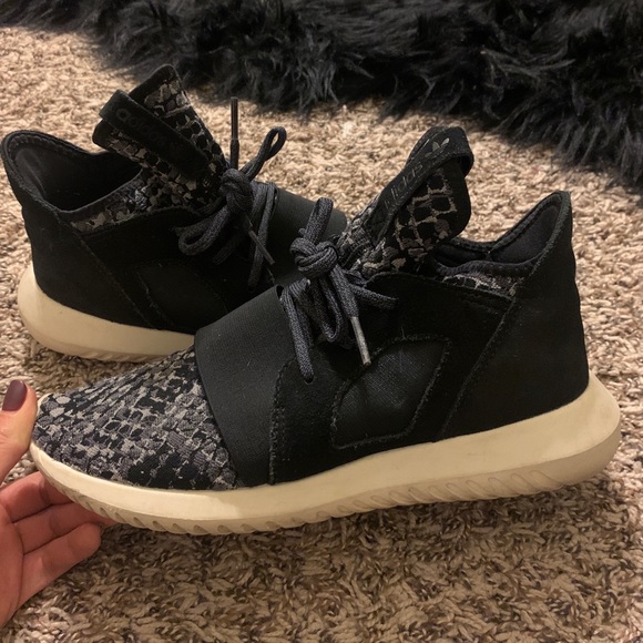 adidas Shoes - Adidas tubular adidas Shoes - Adidas tubular